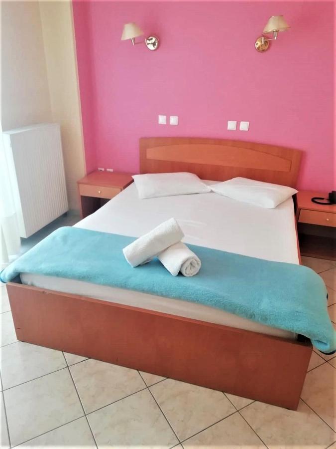 Cybele Guest Accommodation Атина Екстериор снимка