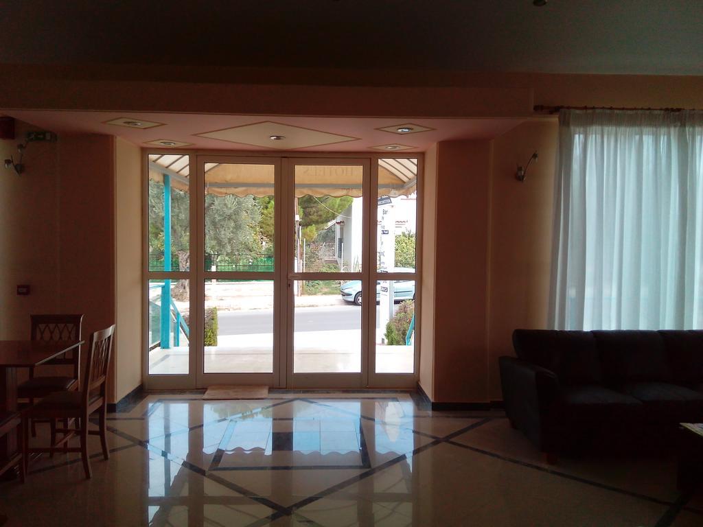 Cybele Guest Accommodation Атина Екстериор снимка