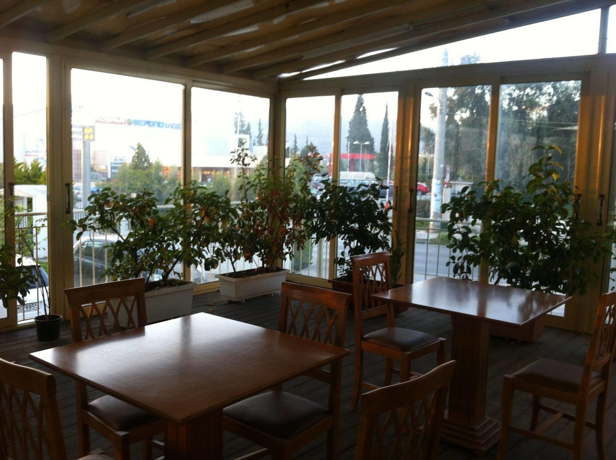 Cybele Guest Accommodation Атина Екстериор снимка